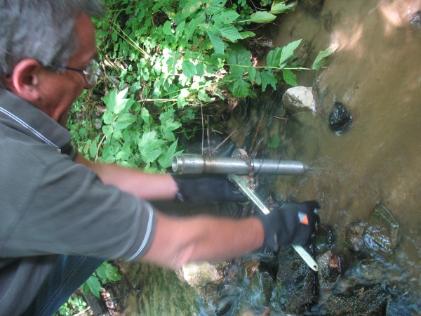 Vzorcenje intersticielnega habitata