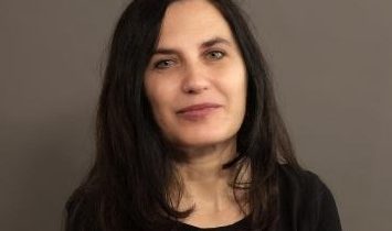 »Pogovori z dobitniki ERC projektov«: prof. dr. Mirjam Mencej