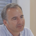 Prof. dr. Denis Arčon  FMF UL;  Na fiziki učimo diplomante reševati zapletene probleme