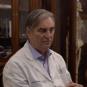 Primarij dr. Damjan  Radosavljevič, Ortopedska klinika UKCLJ;  Prihodnost zdravljenja bo tudi z matičnimi celicami