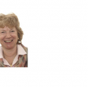 dr. Judith A. K. Howard: Z uklonskimi podatki do povezave med strukturo in lastnostmi