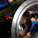 Geoffrey W. Grime: Skozi drugačne oči: štirideset let jedrske mikroskopije na mikrometrski skali