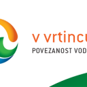 V vrtincu sprememb : POVEZANOST VODE, ŽIVLJENJA IN PODNEBJA